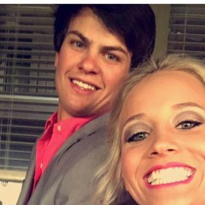 Meet your Posher, Carson